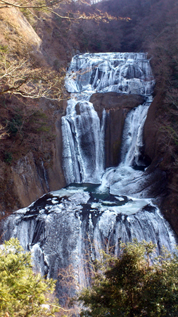 第２観瀑台から望む袋田の滝